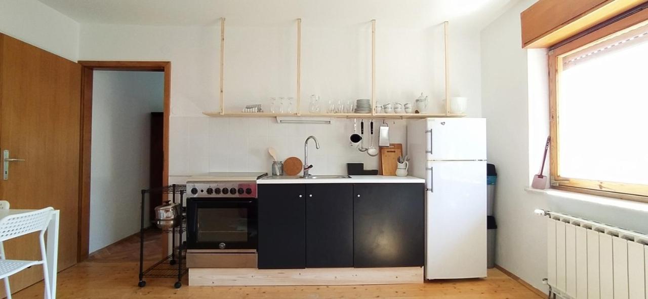 Kmetija Pecnik Apartment Prevalje ภายนอก รูปภาพ