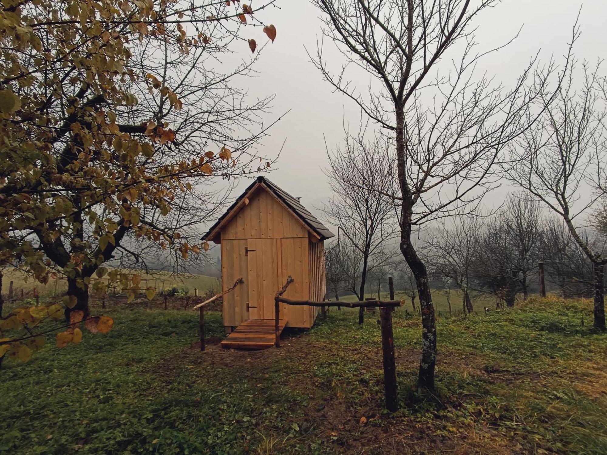 Kmetija Pecnik Apartment Prevalje ภายนอก รูปภาพ